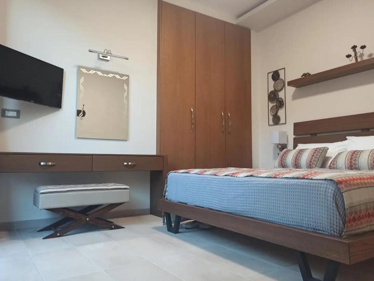 King Crimson Luxury Apartments Marathokefála Exterior foto